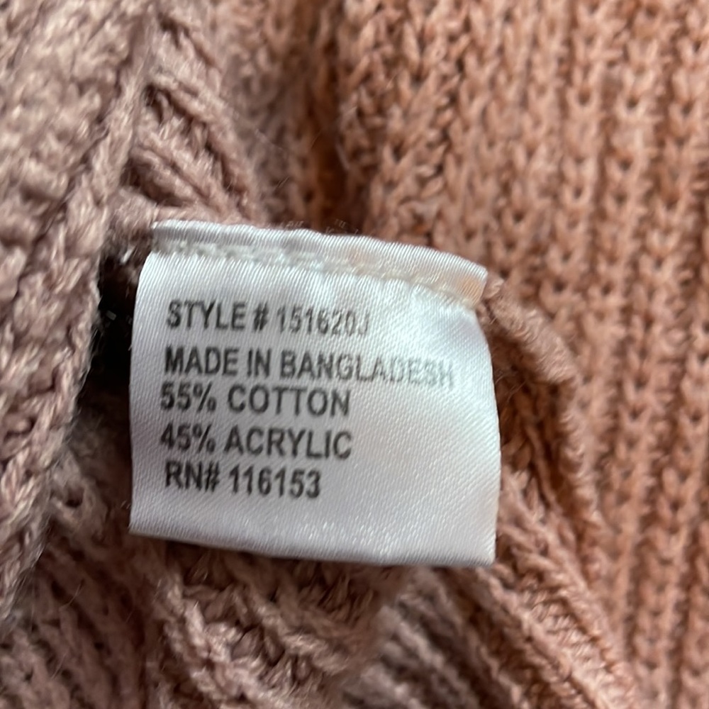 Sweater - Picture 4 of 4